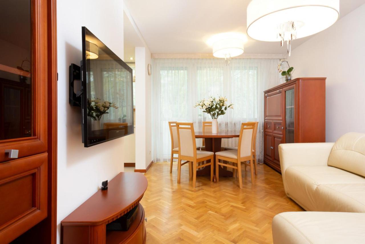 Two-Bedroom Family Apartment Esperanto Next To Klif By Noclegi Renters Warszawa Zewnętrze zdjęcie