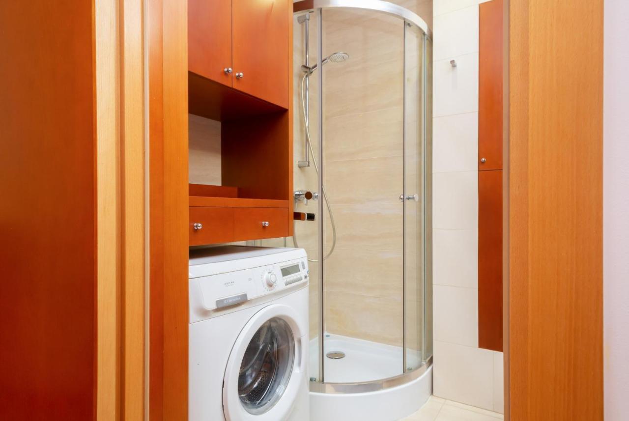 Two-Bedroom Family Apartment Esperanto Next To Klif By Noclegi Renters Warszawa Zewnętrze zdjęcie