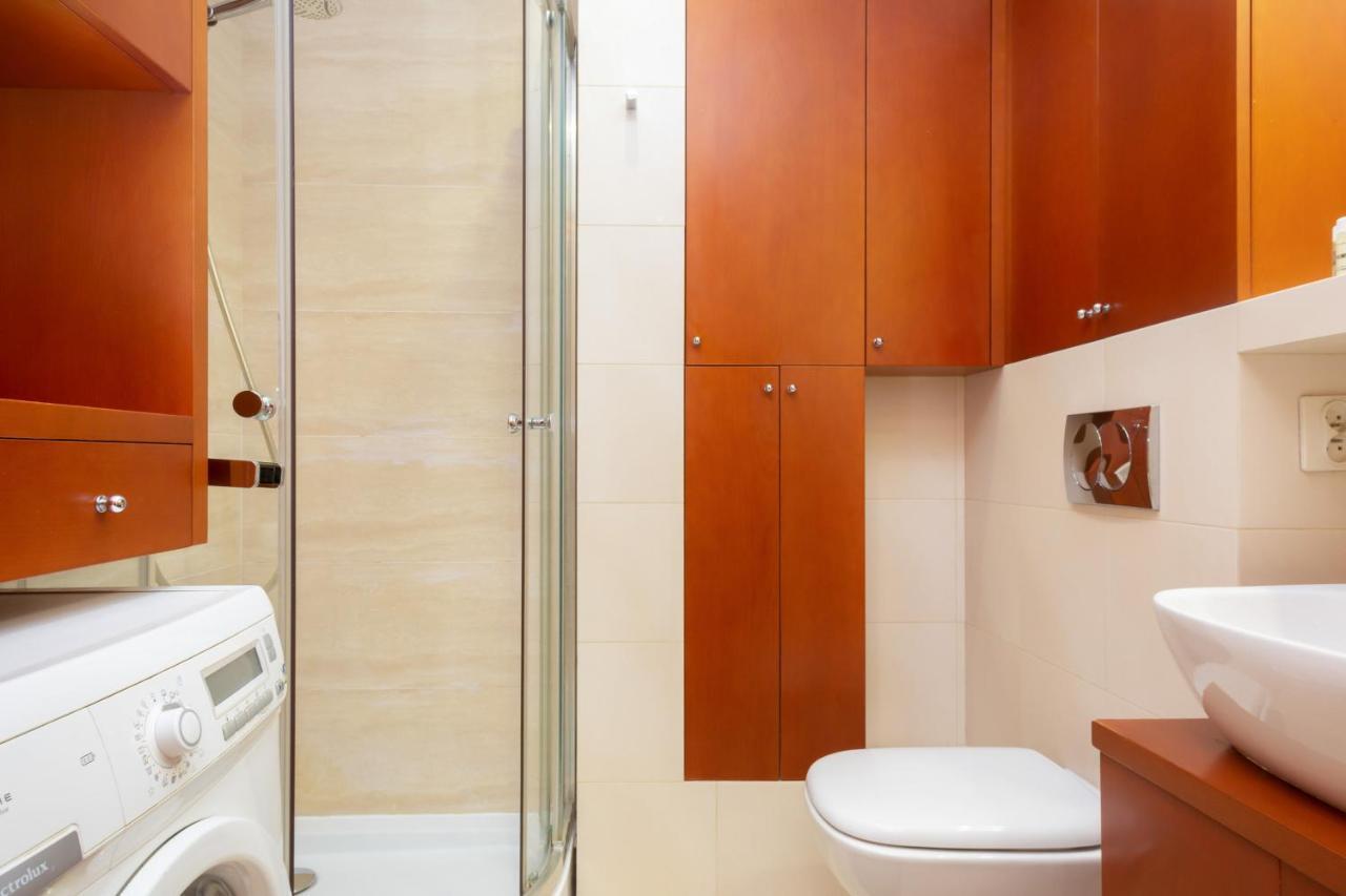 Two-Bedroom Family Apartment Esperanto Next To Klif By Noclegi Renters Warszawa Zewnętrze zdjęcie